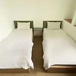 Lucky Hotel