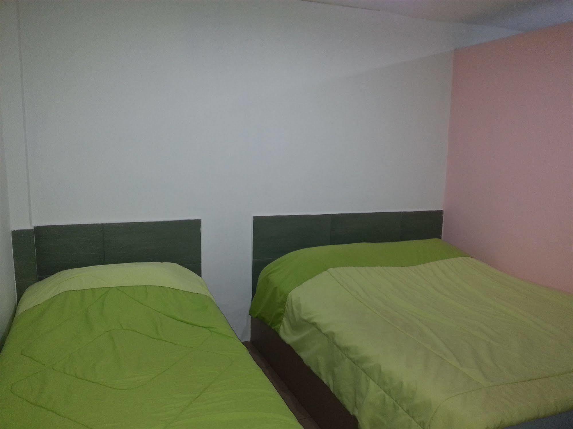 Motel Lucky Johor Bahru